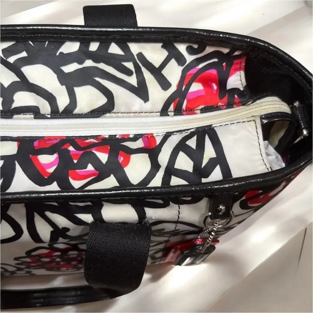 Coach F16583 Poppy Daisy Floral Graffiti Tote Bag